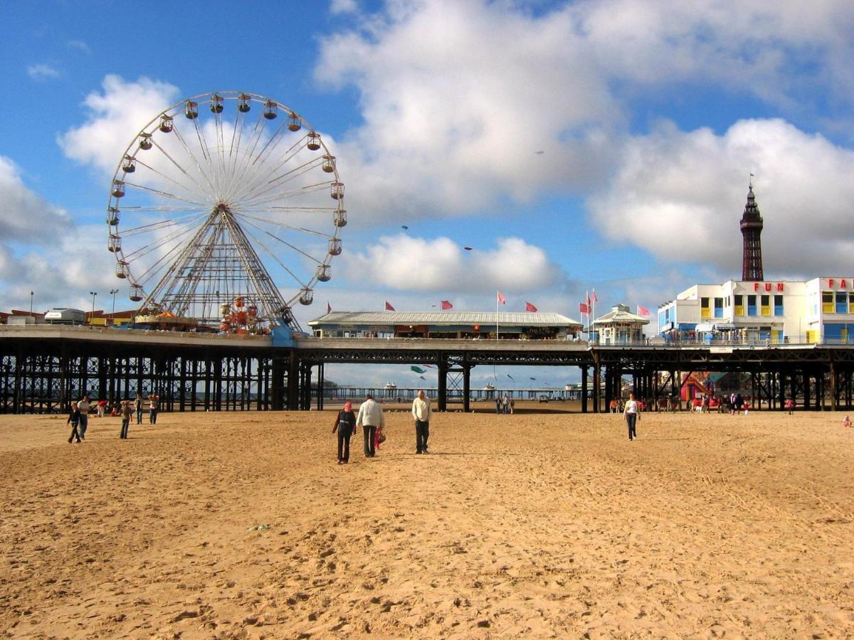 White Moon Hotel Blackpool Exterior foto